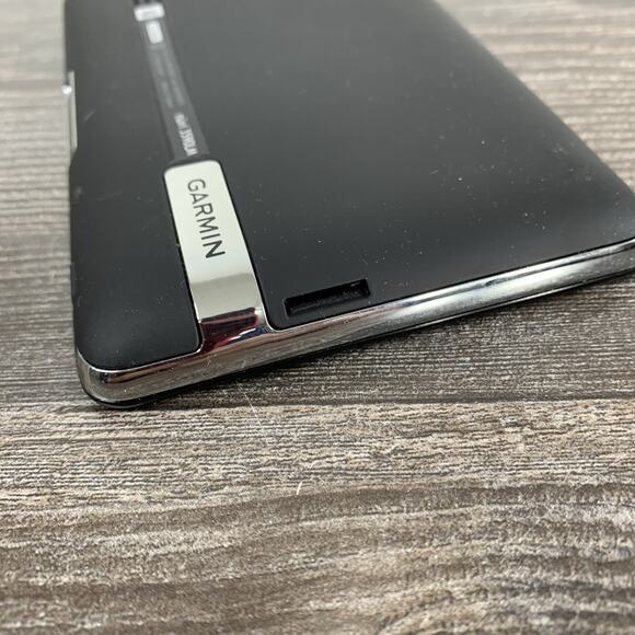 Garmin Nüvi 3590LM 5" Touchscreen GPS Unit Only. Works! - Picture 5 of 6